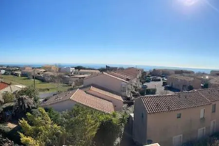 Duplex Terrasse Vue Accès Et Piscine...