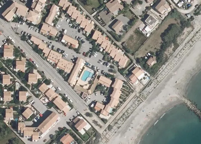 Duplex Terrasse Vue Acces Et Piscine... * Frontignan