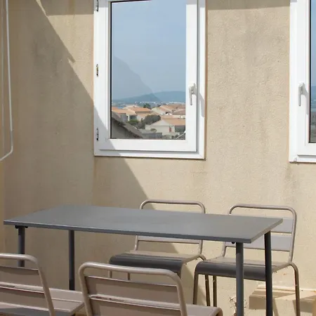 Duplex Terrasse Vue Acces Et Piscine... Frontignan