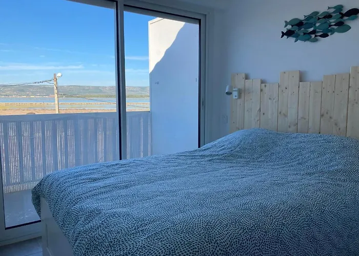 Duplex Terrasse Vue Acces Et Piscine... *