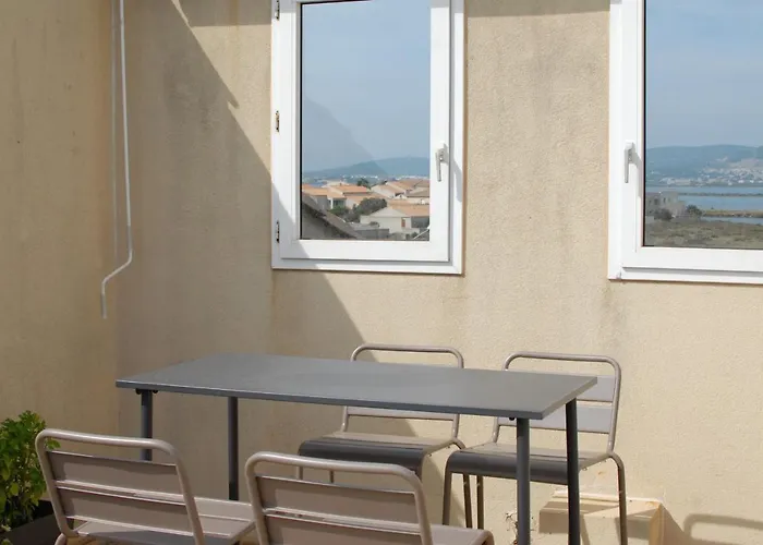 Duplex Terrasse Vue Acces Et Piscine... Frontignan